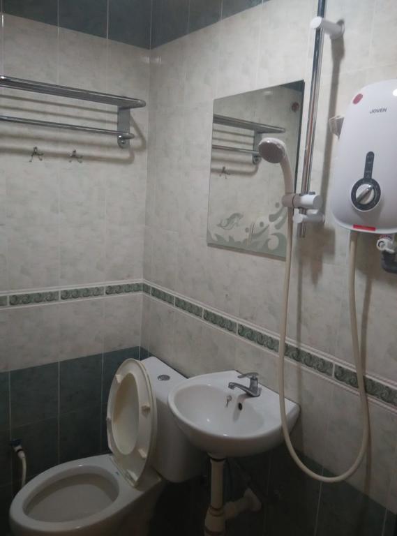 Sunnie Hotel Τζόχορ Μπάχρου Δωμάτιο φωτογραφία